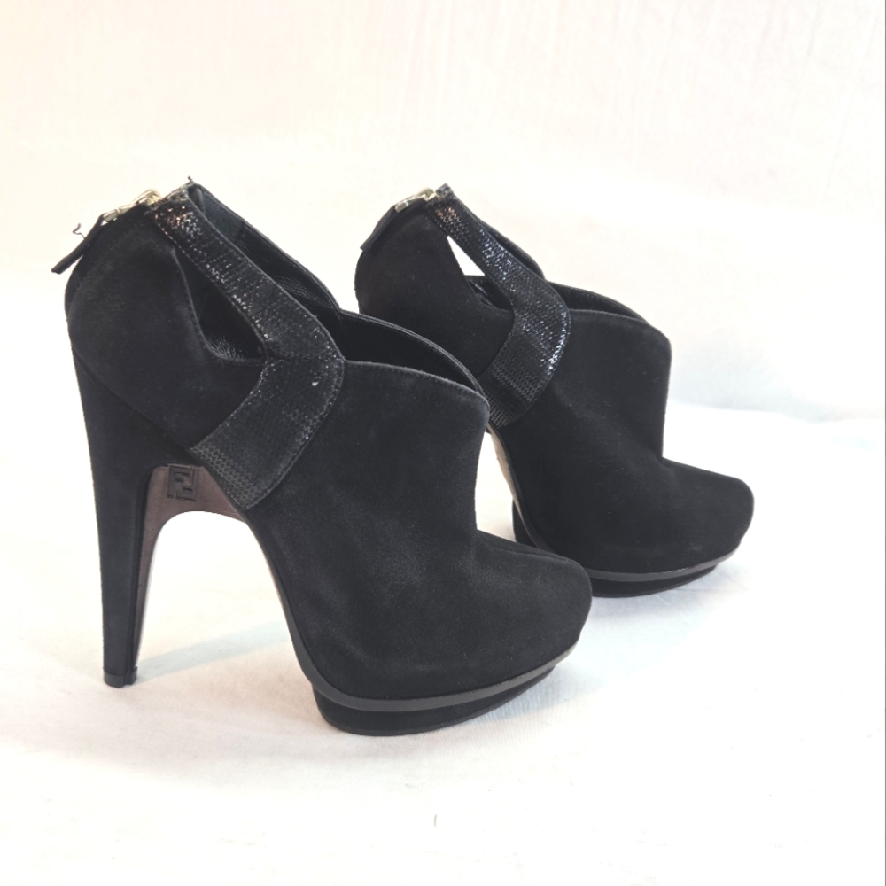 Fendi Women’s Size 38 Black Suede Platform High Heel Cutout Ankle Booties